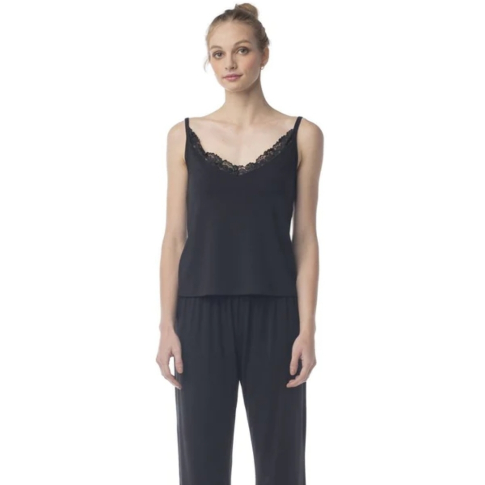 NWT synergy organic bare it all cami size small